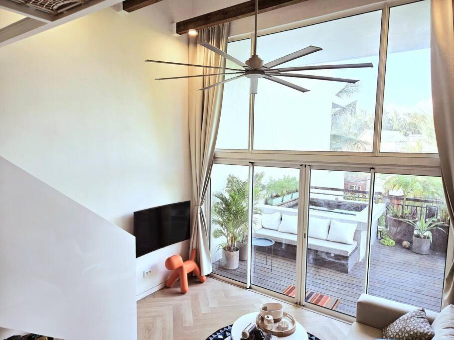 Seaside 3 Suites Penthouse With Pool Gym & Bbq Terrace 马勒勒角 外观 照片